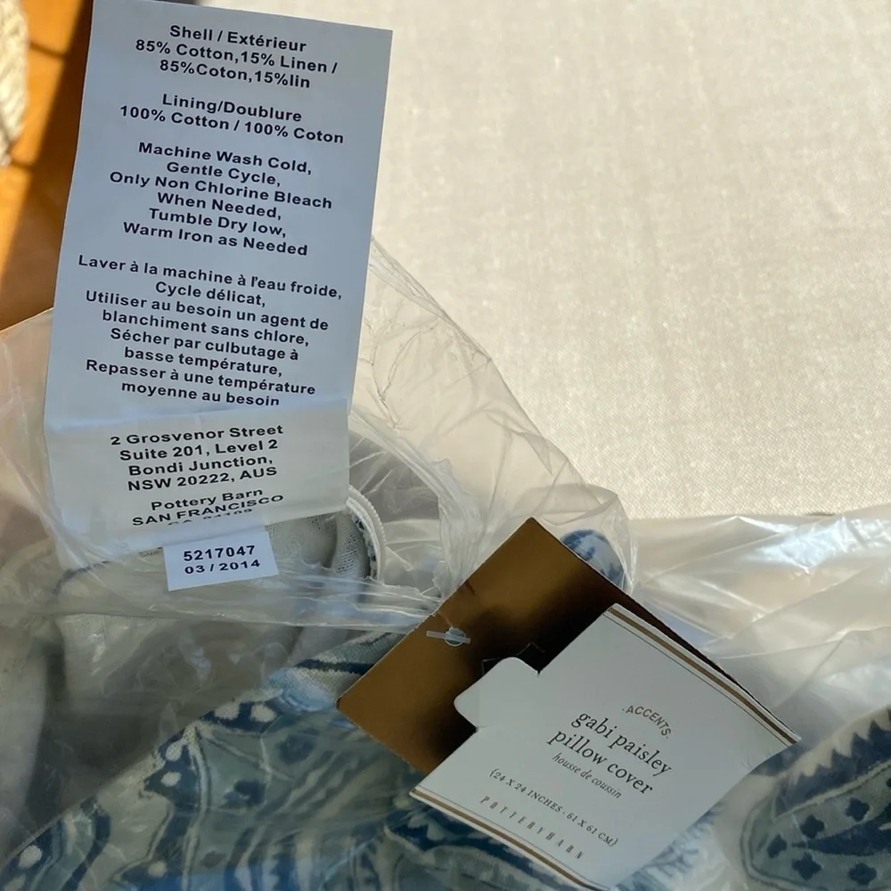 Set of 2 Pottery Barn Gabi Paisley Pillow Shams Blue Off White NEW